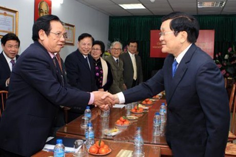 Presiden Vietnam, Truong Tan Sang melakukan temu kerja dengan Asosiasi mantan pemuda pembidas Vietnam - ảnh 1