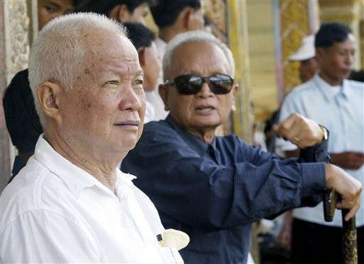 Kamboja mengadakan kembali sesi pengadilan terhadap dua mantan pemimpin Khmer Merah - ảnh 1