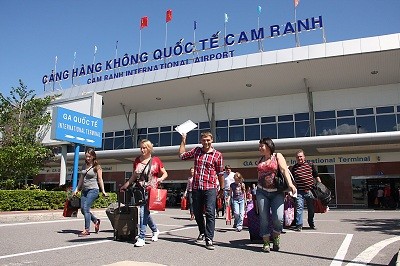 Membuka lagi jalur penerbangan langsung dari Moskwa (Rusia) ke kota Nha Trang (Vietnam) - ảnh 1