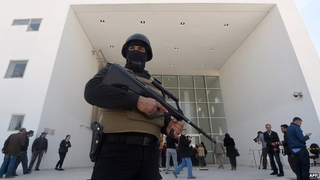 Tunisia menangkap 9 tersangka dalam serangan teror di Ibukota - ảnh 1
