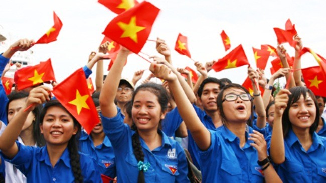Kaum Remaja Vietnam menjadi pelopor relawan dalam mengembangkan ekonomi dan membela Tanah Air - ảnh 1