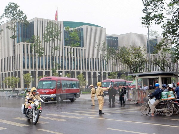 Delegasi Parlemen banyak negara datang ke kota Hanoi untuk menghadiri IPU-132 - ảnh 1