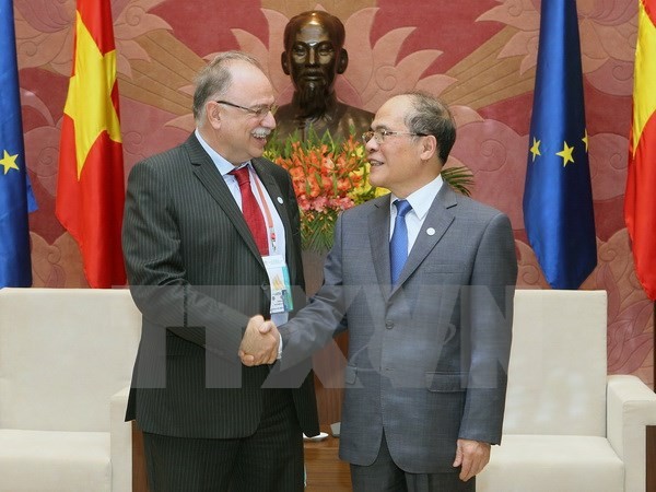 Ketua MN Vietnam, Nguyen Sinh Hung menerima Wakil Ketua Parlemen Eropa - ảnh 1
