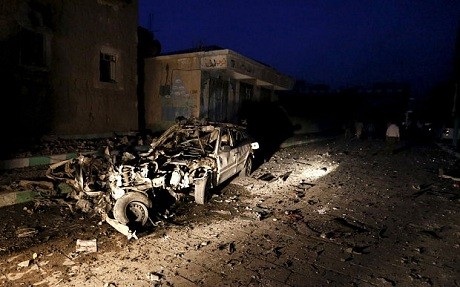 IS melakukan serangan bom terhadap Ibukota Yaman, sehingga menimbukan sedikit-dikitnya 50 korban - ảnh 1