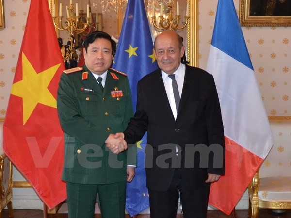Vietnam dan Perancis memperkuat hubungan pertahanan - ảnh 1