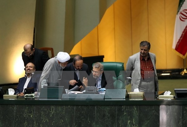 Parlemen Iran mengesahkan RUU mengenai perlindungan “hak-hak” nuklir - ảnh 1