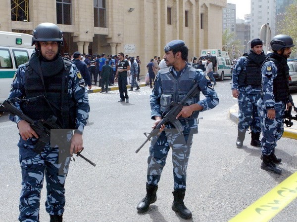 Kuwait menangkap 60 tersangka yang dicurigai terlibat dengan IS - ảnh 1