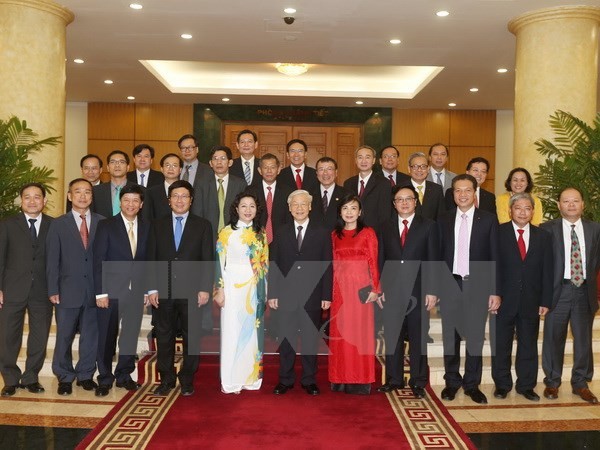 Para Dubes, Kepala Kantor Perwakilan Diplomatik Vietnam di luar negeri turut memperkuat hubungan persahabatan Vietnam dengan negara-negara lain. - ảnh 1