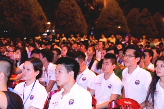 Temu pergaulan antara kaum muda kota Da Nang dengan para pemuda diaspora Vietnam  - ảnh 1