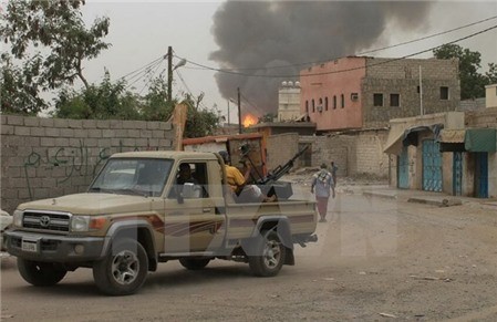 Pasukan pendukung Pemerintah Yaman mencapai kemajuan di bagian Selatan - ảnh 1