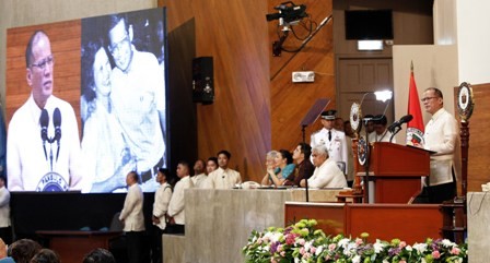 Presiden Filipina membacakan Pesan Nasional - ảnh 1
