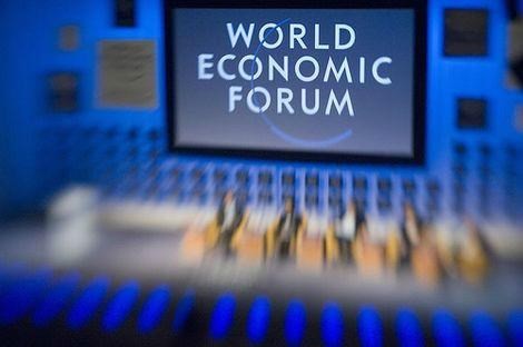 Forum ekonomi Davos Musim Panas membahas peta jalan pertumbuhan baru - ảnh 1