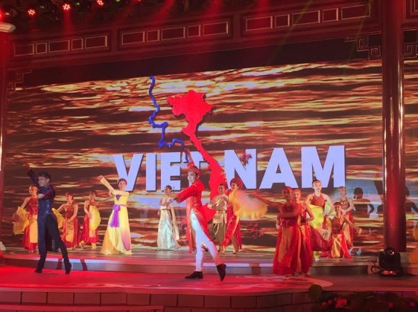 Acara pembukaan Pekan raya ke-11 Pariwisata Internasional kota Ho Chi Minh  - ảnh 1