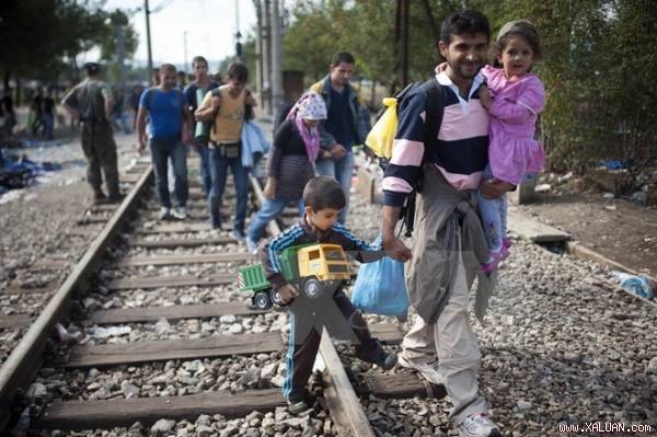 Uni Eropa sepakat mengadakan lagi satu Konferensi Menteri tentang krisis migran - ảnh 1