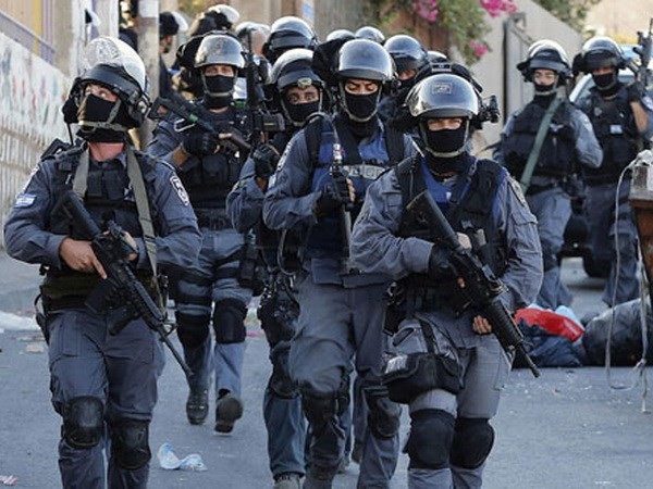Baku tembak terus terjadi antara orang Palestina dan polisi Israel - ảnh 1