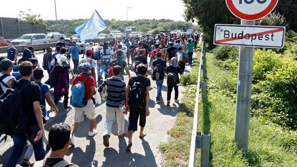 Sekjen PBB mengimbau supaya berbagi beban relokasi untuk para migran di Eropa - ảnh 1