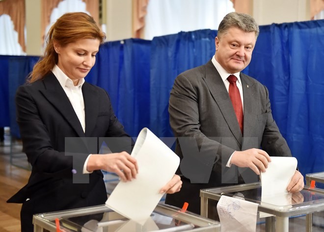 OSCE memberikan penilaian positif tentang pemilu daerah di Ukraina - ảnh 1