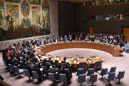 PBB menjunjung tinggi peranan kaum pemuda dalam menegakkan perdamaian, mencegah dan menangani bentrokan - ảnh 1