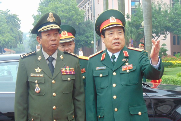 Vietnam – Kamboja memperkuat koordinasi tentang pengelolaan dan penjagaan garis perbatasan - ảnh 1