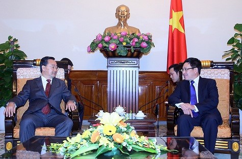 Deputi PM Vietnam, Pham Binh Minh menerima Wakil Ketua provinsi Guangxi, Tiongkok - ảnh 1