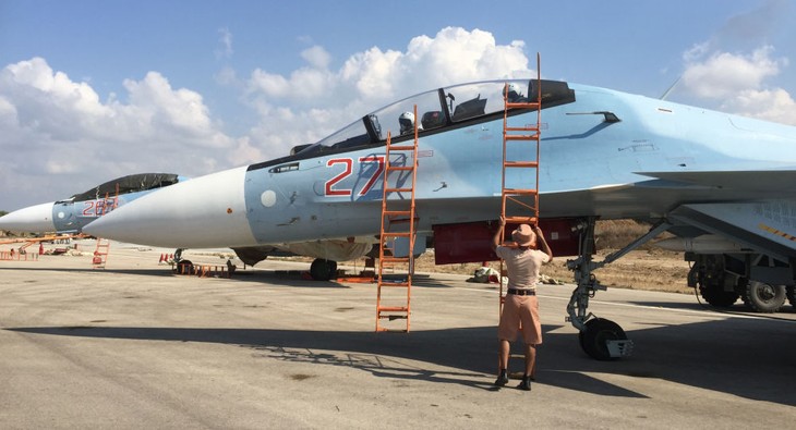 Rusia menegaskan akan melanjutkan operasi serangan udara terhadap IS di Suriah - ảnh 1