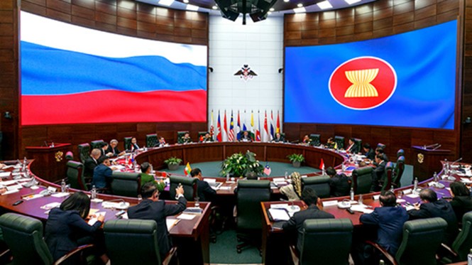 Rusia dan ASEAN menetapkan orientasi-orientasi kerjasama pertahanan - ảnh 1