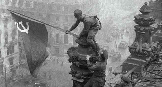 Memperingati ultah ke-71 Kemenangan atas fasisme di dunia - ảnh 1