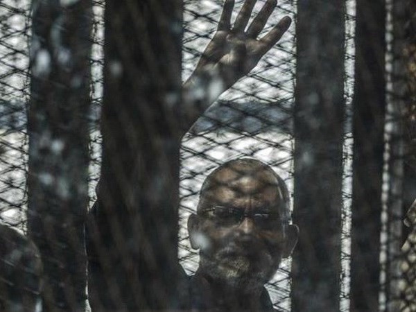 Pengadilan Mesir memvonis hukuman penjara seumur hidup terhadap benggolan MB - ảnh 1