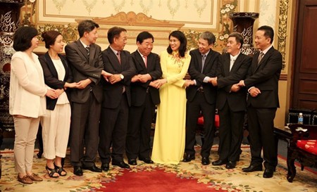 Kota Ho Chi Minh dan provinsi Cyeongsangbuk-do (Republik Korea) bersama-sama mengadakan Festival Kebudayaan Dunia tahun 2017 - ảnh 1