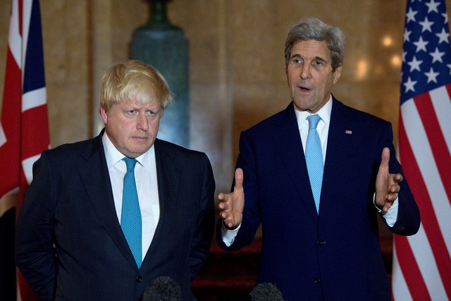 AS dan Inggeris mempertimbangkan sanksi-sanksi baru terhadap Rusia dan Suriah - ảnh 1