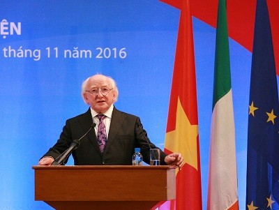 Aktivitas Presiden Irlandia, Michael Daniel Higgins di Vietnam - ảnh 1