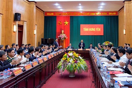 PM Vietnam Nguyen Xuan Phuc meminta kepada provinsi Hung Yen supaya menyerap investasi - ảnh 1
