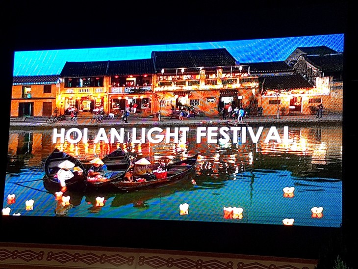 Festival cahaya untuk pertama kalinya diadakan di kota Hoi An - ảnh 1