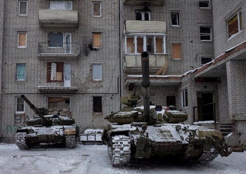 Rusia mengimbau supaya memberikan tekanan terhadap Ukraina untuk menghentikan baku tembak di bagian Timur - ảnh 1