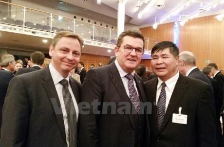 Badan usaha negara bagian Bayern, Jerman memperhatikan pasar Vietnam - ảnh 1