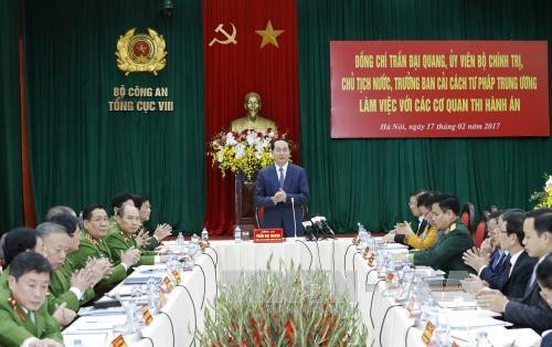 Presiden Vietnam, Tran Dai Quang melakukan temu kerja dengan Badan-badan pelaksana hukum - ảnh 1