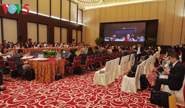 APEC 2017: Konferensi SOM 2 terus membahas isi-isi penting APEC - ảnh 1