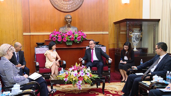  Kanada ingin melanjutkan kerjasama investasi dengan Vietnam - ảnh 1