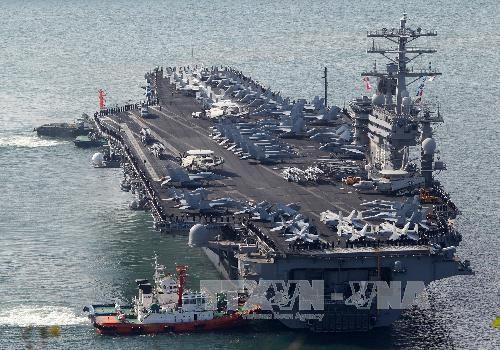 Gugus kapal induk USS Nimitz milik AS memulai operasi menentang IS di Suriah dan Irak - ảnh 1