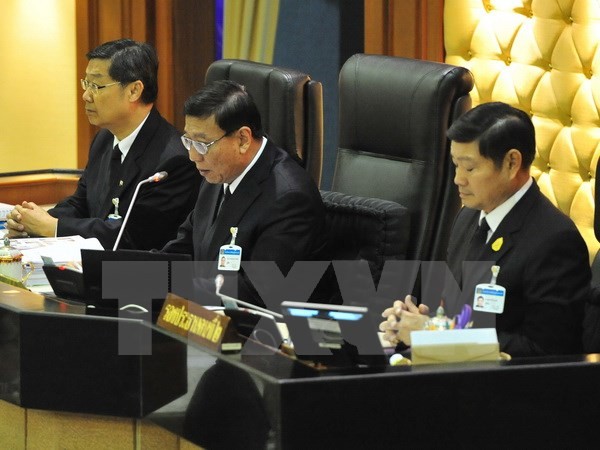 Ketua Dewan Legislatif Nasional Kerajaan Thailand dan Istri memulai kunjungan resmi di Vietnam - ảnh 1