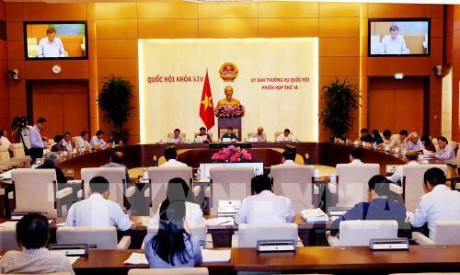 Sidang ke-14 Komite Tetap MN Vietnam: Meninjau dan mengamandir beberapa UU yang bersangkutan dengan UU mengenai Perancangan - ảnh 1