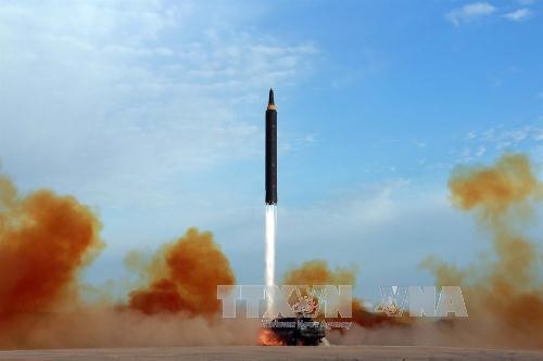  Jepang memperingatkan kemungkinan RDRK menyiapkan peluncuran rudal balistik - ảnh 1