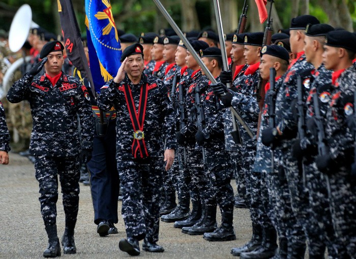  Parlemen Filipina memperpanjang situasi darurat militer di Mindanao - ảnh 1