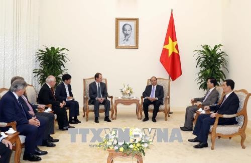 PM Vietnam, Nguyen Xuan Phuc menerima delegasi pimpinan tiga provinsi di Argentina Tengah - ảnh 1
