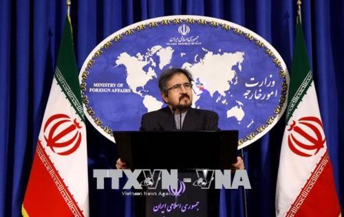 Iran membuka kemungkinan berunding kalau AS menghentikan ancaman-ancaman - ảnh 1