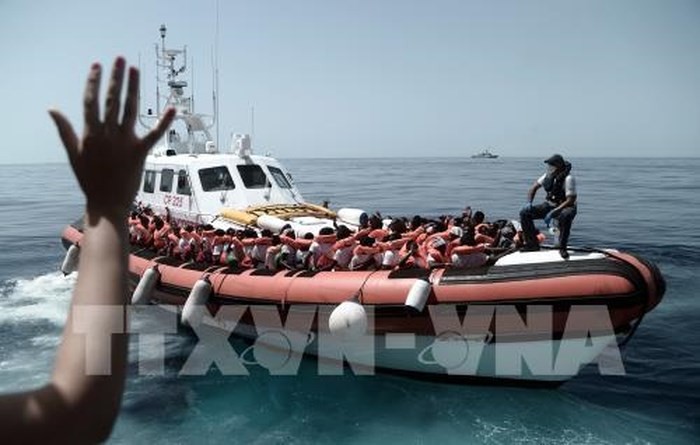 Ada lagi dua negara Eropa yang sepakat menerima migran dari kapal-kapal pertolongan korban - ảnh 1