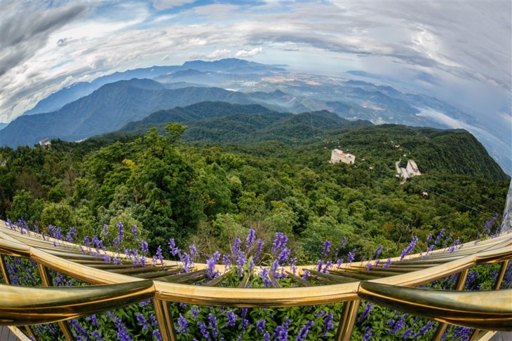 Jembatan emas – Satu adikarya baru di Bukit Ba Na  (Ba Na Hills) - ảnh 6