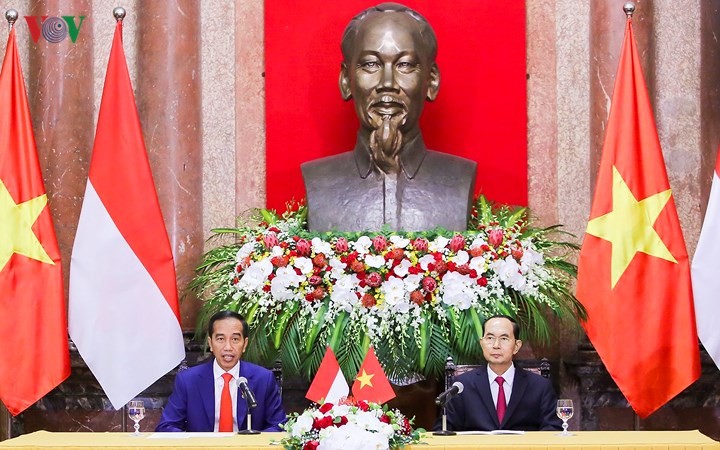 Panorama kunjungan Kenegaraan Presiden Indonesia, Joko Widodo di Viet Nam - ảnh 11