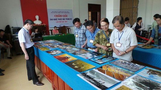 Festival foto artistik di daerah Trung Bo Utara - ảnh 1
