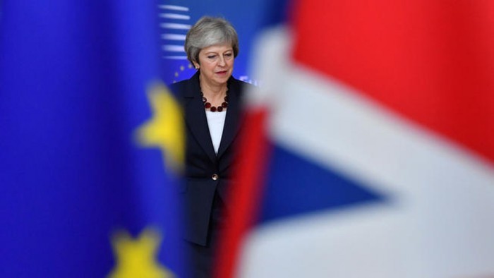 Inggris dan Uni Eropa mencapai rancangan permufakatan tentang Brexit - ảnh 1
